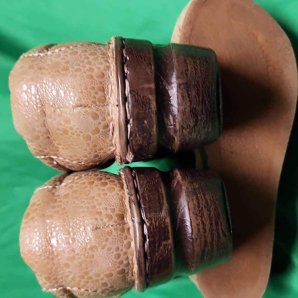 SOLD - Picture 5 of 10